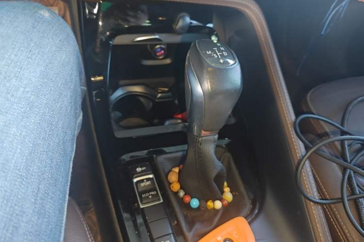 Used BMW X1 2018 xDrive20Li Luxury Edition Gear Lever