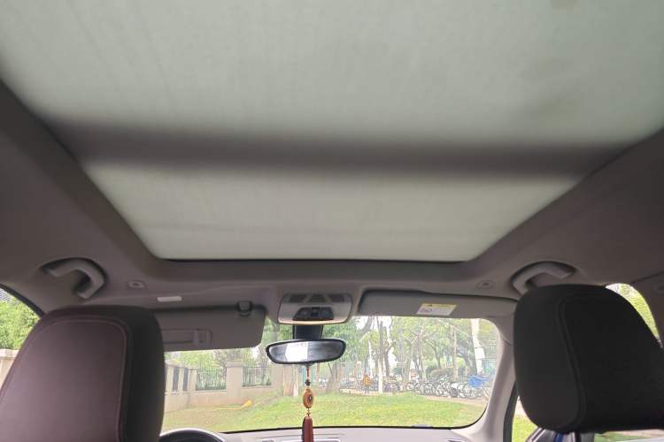 Used BMW X1 2018 sDrive18Li Luxury Model Headliner
