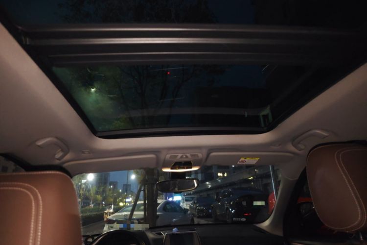 Used BMW X1 2018 sDrive18Li Luxury Model Headliner