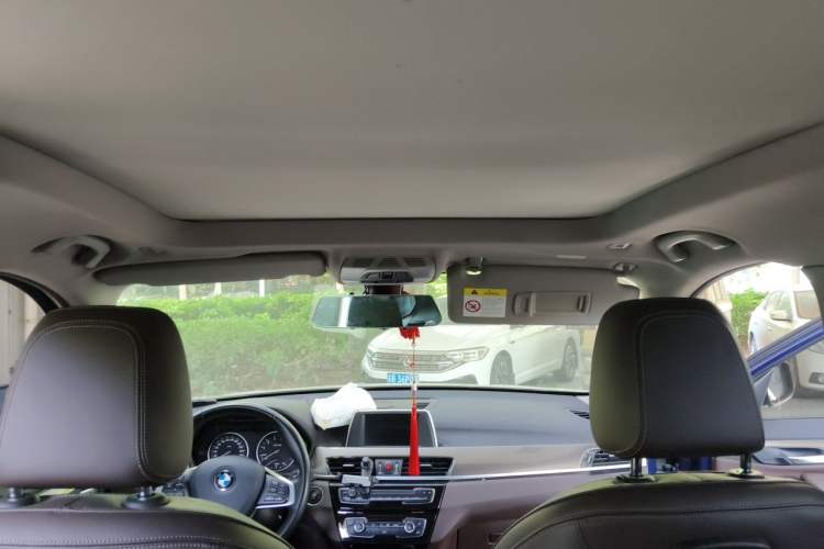Used BMW X1 2018 sDrive18Li Luxury Model Headliner