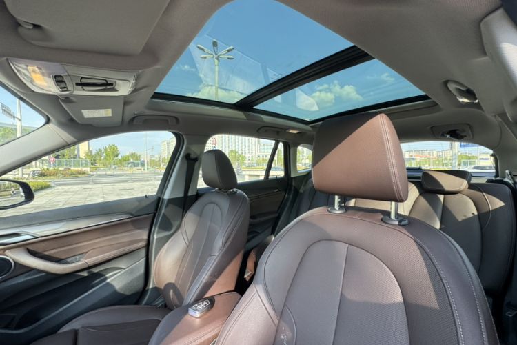 Used BMW X1 2018 sDrive18Li Luxury Model Headliner