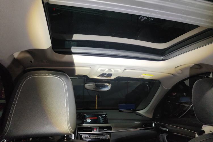 Used BMW X1 2018 xDrive20Li Luxury Model Headliner