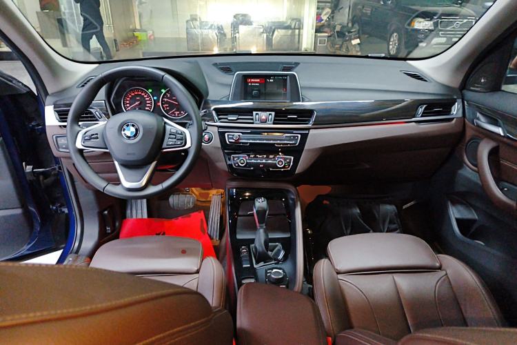 Used BMW X1 2018 sDrive18Li Luxury Model Interior 2