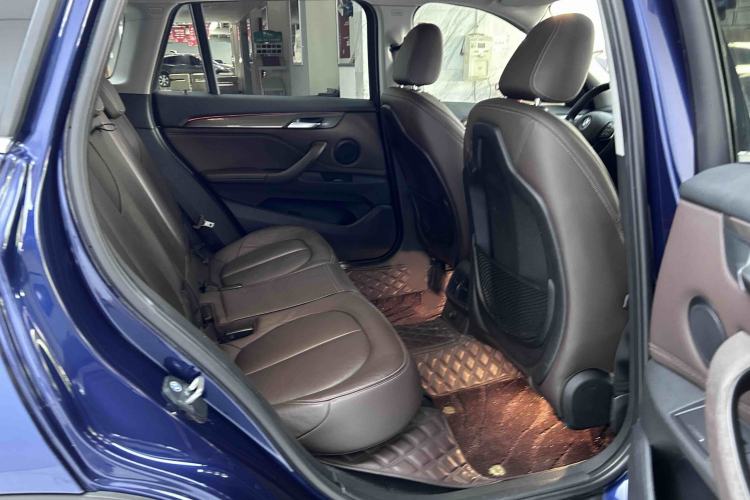 Used BMW X1 2018 sDrive18Li Luxury Model Interior 4