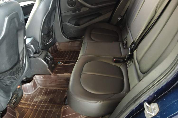 Used BMW X1 2018 sDrive18Li Fashion Model Interior 4