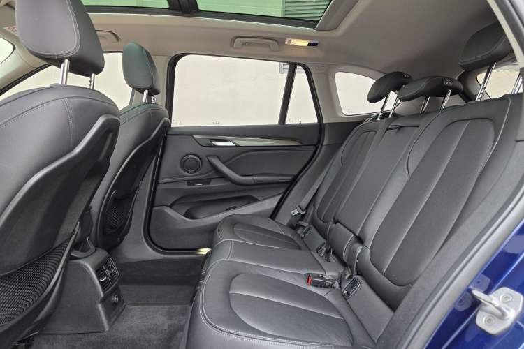 Used BMW X1 2018 sDrive18Li Luxury Model Interior 4