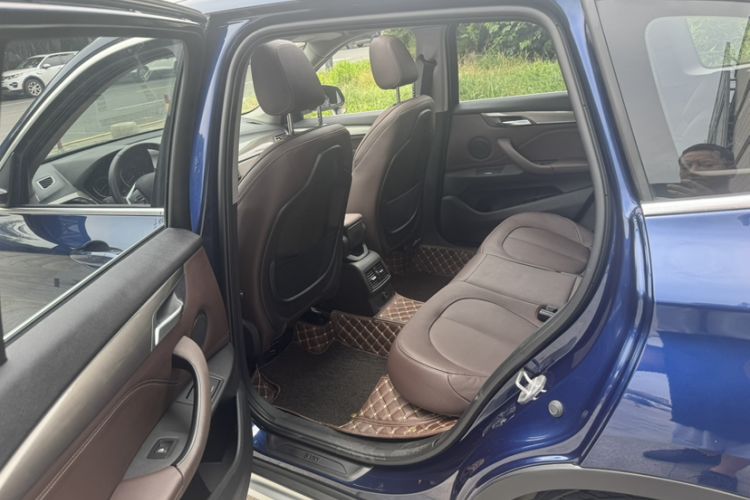 Used BMW X1 2018 sDrive18Li Luxury Model Interior 6