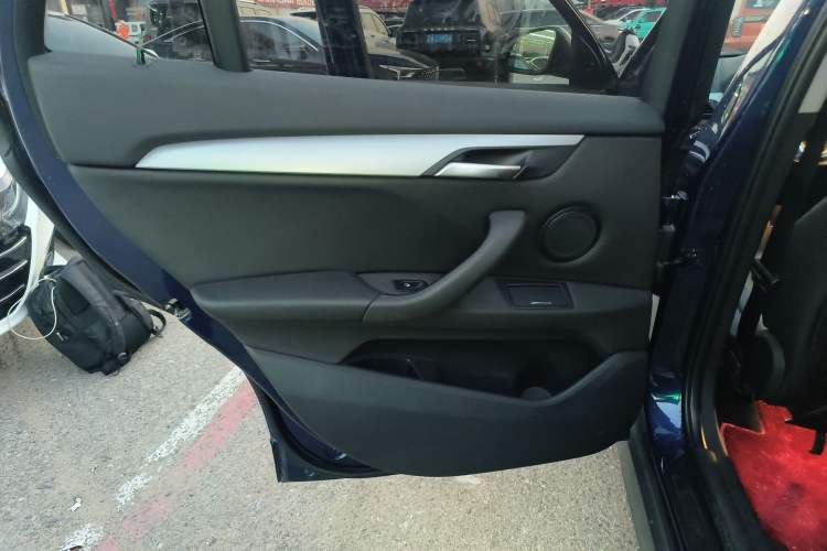 Used BMW X1 2018 sDrive18Li Fashion Model Interior 8