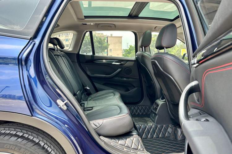 Used BMW X1 2018 sDrive18Li Luxury Model Interior 9