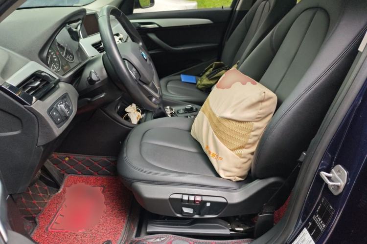 Used BMW X1 2018 sDrive18Li Fashion Model Left Front Seat