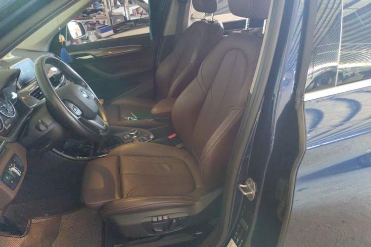 Used BMW X1 2018 xDrive20Li Luxury Edition Left Front Seat