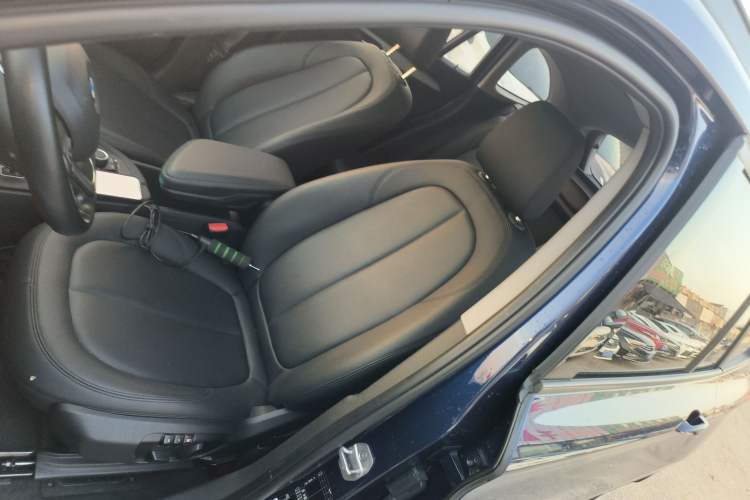 Used BMW X1 2018 sDrive18Li Fashion Model Left Front Seat