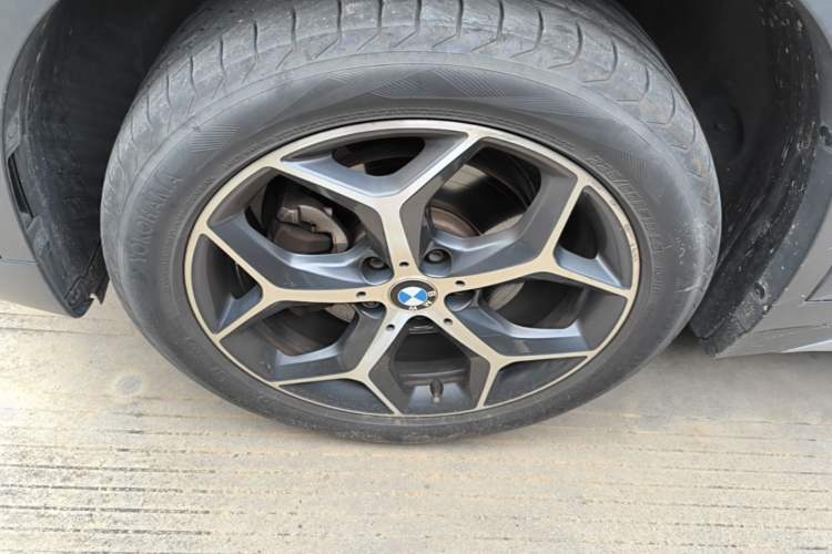 Used BMW X1 2018 sDrive18Li Luxury Model Left Front Wheel Hub
