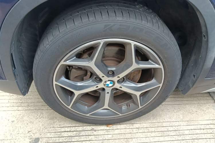 Used BMW X1 2018 xDrive20Li Luxury Edition Left Front Wheel Hub