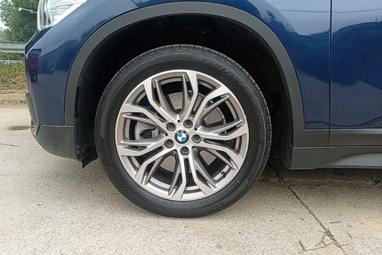 Used BMW X1 2018 sDrive20Li Leading Model Left Front Wheel Hub