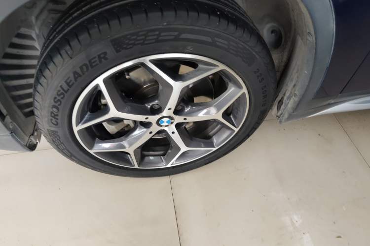 Used BMW X1 2018 xDrive20Li Luxury Edition Left Front Wheel Hub