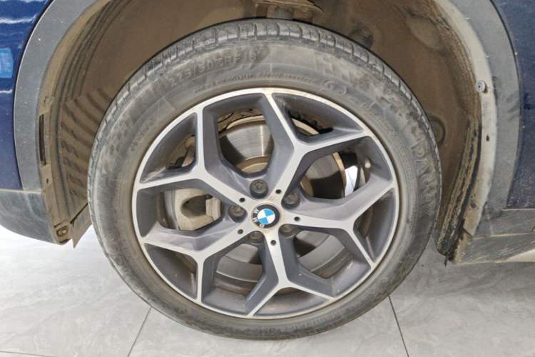 Used BMW X1 2018 xDrive20Li Luxury Edition Left Front Wheel Hub