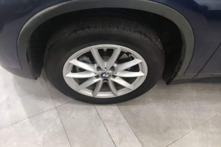 Used BMW X1 2018 sDrive18Li Fashion Model Left Front Wheel Hub