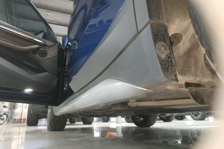 Used BMW X1 2018 sDrive18Li Luxury Model Left Side Sill