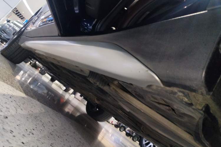 Used BMW X1 2018 sDrive18Li Luxury Model Left Side Sill