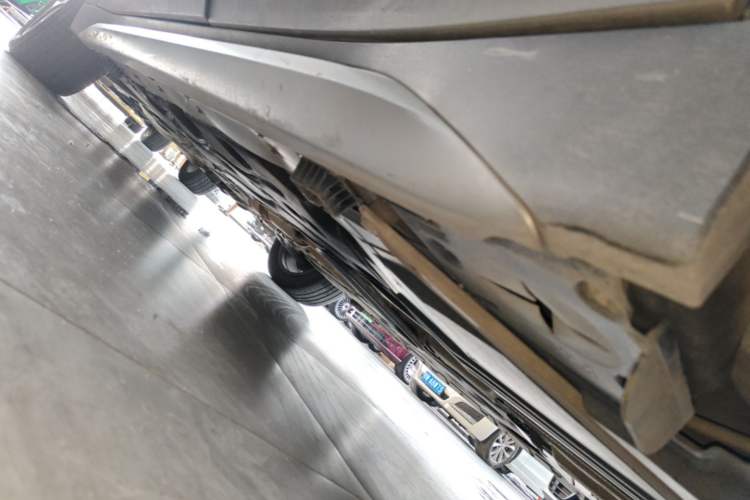 Used BMW X1 2018 xDrive20Li Luxury Edition Left Side Sill