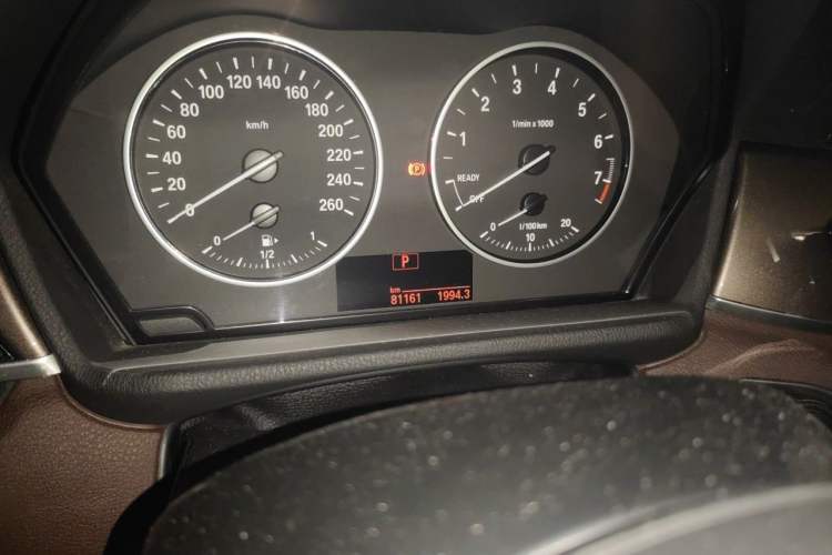 Used BMW X1 2018 xDrive20Li Luxury Edition Odometer Close Up