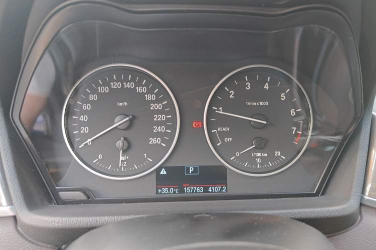 Used BMW X1 2018 sDrive18Li Luxury Model Odometer Close Up