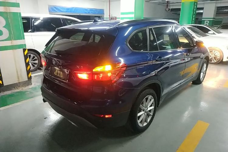 Used BMW X1 2018 sDrive18Li Fashion Model Rear Right 45 Deg