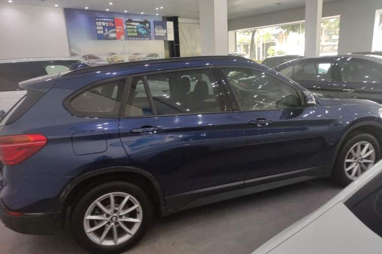 Used BMW X1 2018 sDrive18Li Fashion Model Rear Right 45 Deg
