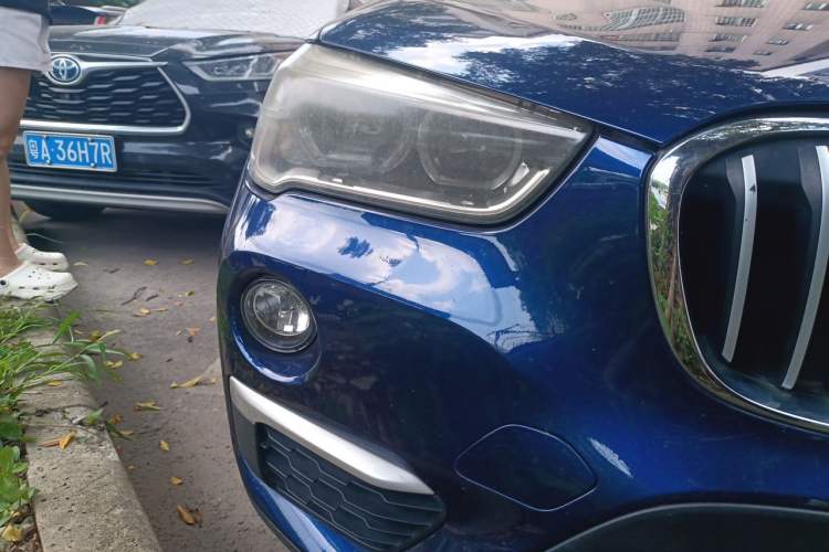 Used BMW X1 2018 xDrive20Li Luxury Edition Right Front Headlight