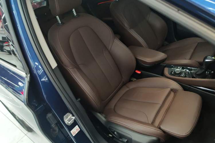 Used BMW X1 2018 sDrive18Li Luxury Model Right Front Seat