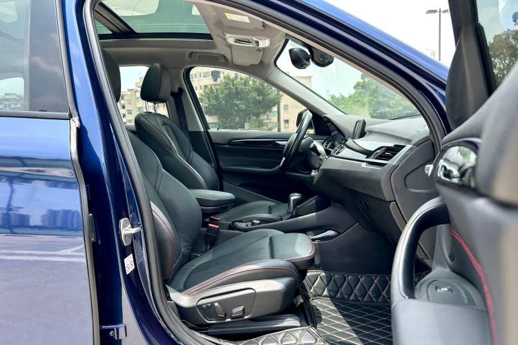 Used BMW X1 2018 sDrive18Li Luxury Model Right Front Seat