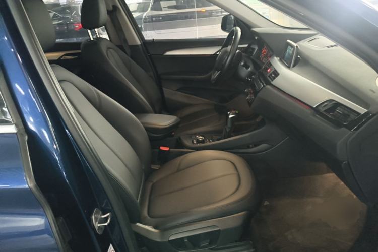 Used BMW X1 2018 sDrive20Li Leading Model Right Front Seat