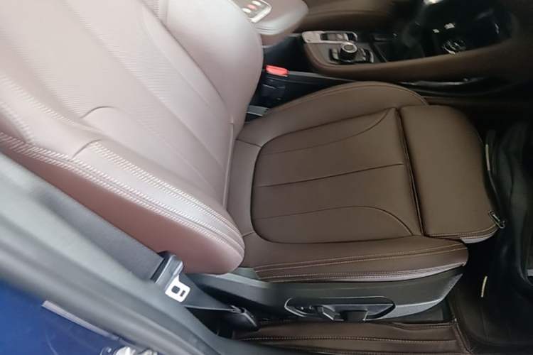 Used BMW X1 2018 sDrive18Li Luxury Model Right Front Seat