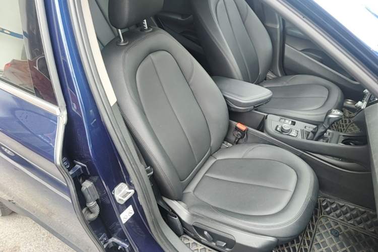 Used BMW X1 2018 sDrive18Li Fashion Model Right Front Seat