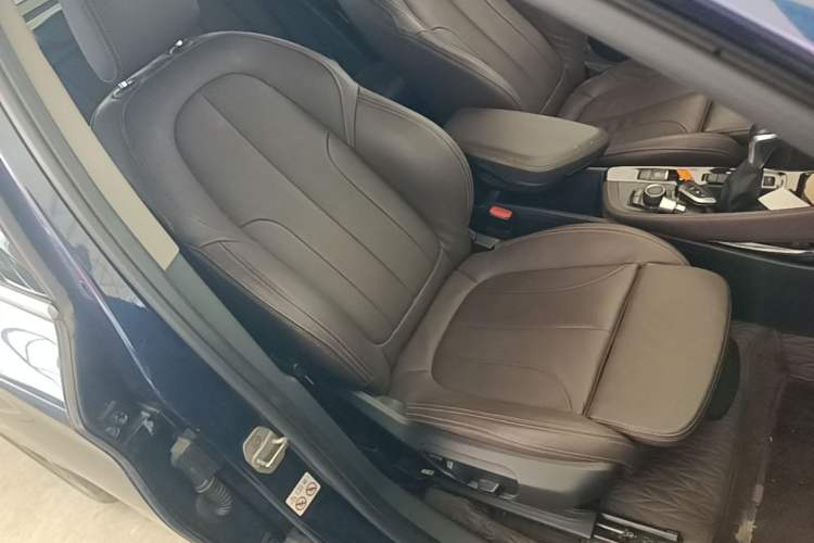 Used BMW X1 2018 sDrive18Li Luxury Model Right Front Seat
