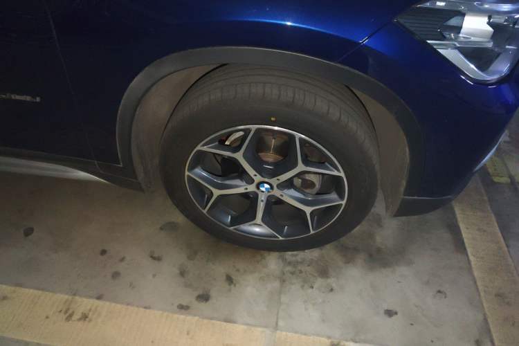 Used BMW X1 2018 sDrive18Li Luxury Model Right Front Wheel Hub