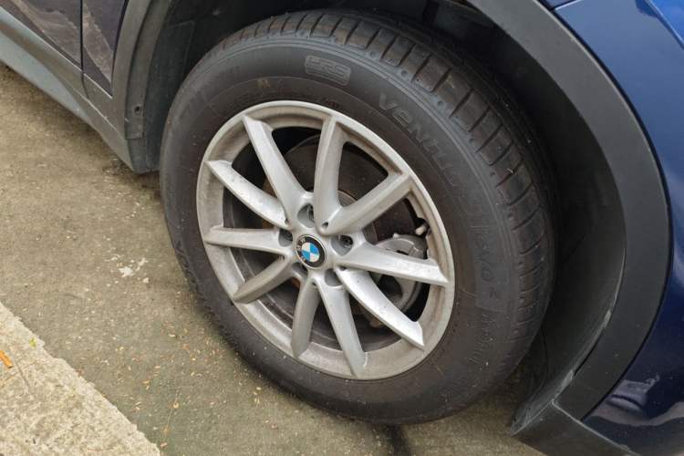 Used BMW X1 2018 sDrive18Li Fashion Model Right Front Wheel Hub