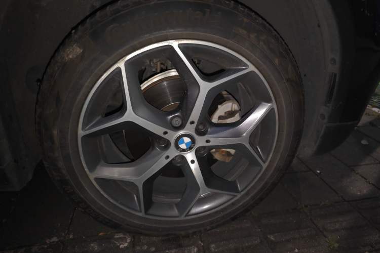 Used BMW X1 2018 sDrive18Li Luxury Model Right Front Wheel Hub