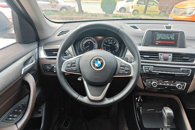 Used BMW X1 2018 sDrive18Li Luxury Model Steering Wheel
