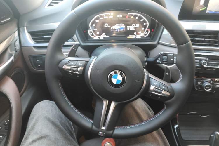 Used BMW X1 2018 sDrive18Li Luxury Model Steering Wheel
