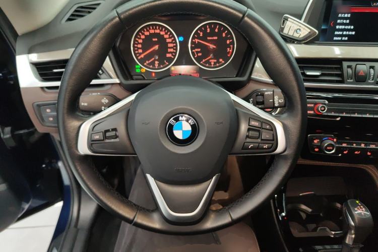 Used BMW X1 2018 sDrive18Li Luxury Model Steering Wheel