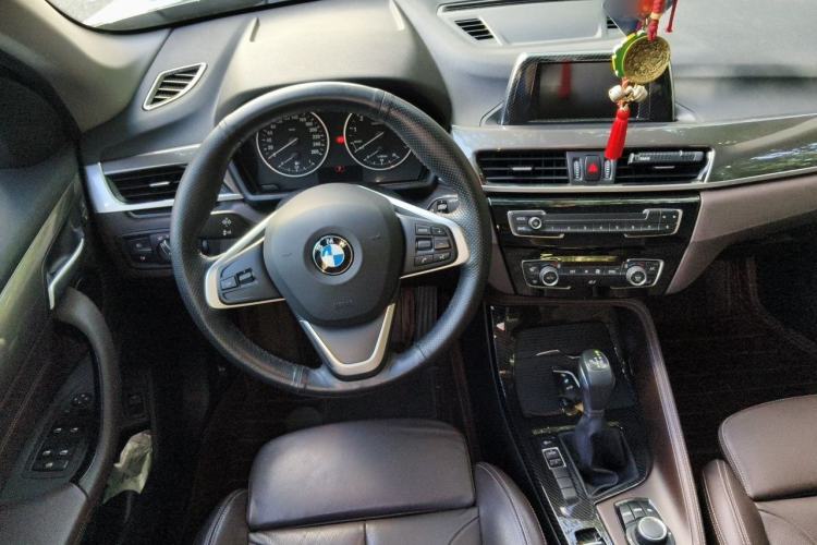 Used BMW X1 2018 sDrive18Li Luxury Model Steering Wheel