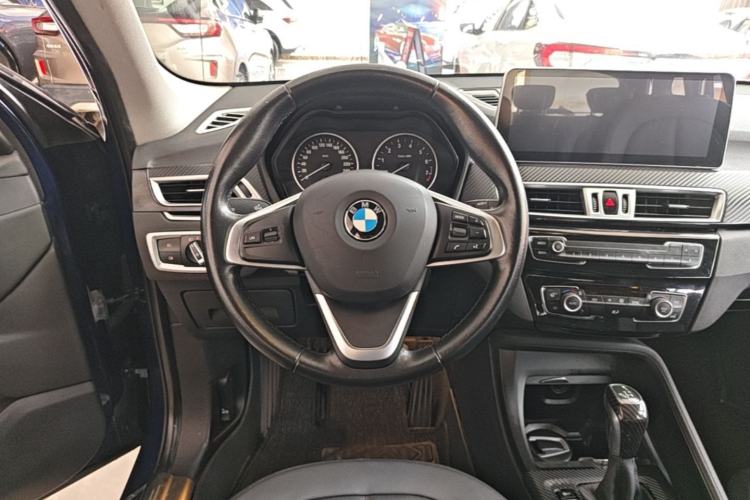Used BMW X1 2018 sDrive20Li Leading Model Steering Wheel