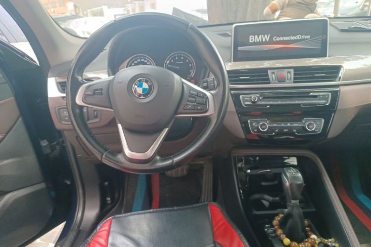 Used BMW X1 2018 xDrive20Li Luxury Edition Steering Wheel