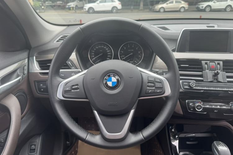 Used BMW X1 2018 sDrive18Li Luxury Model Steering Wheel