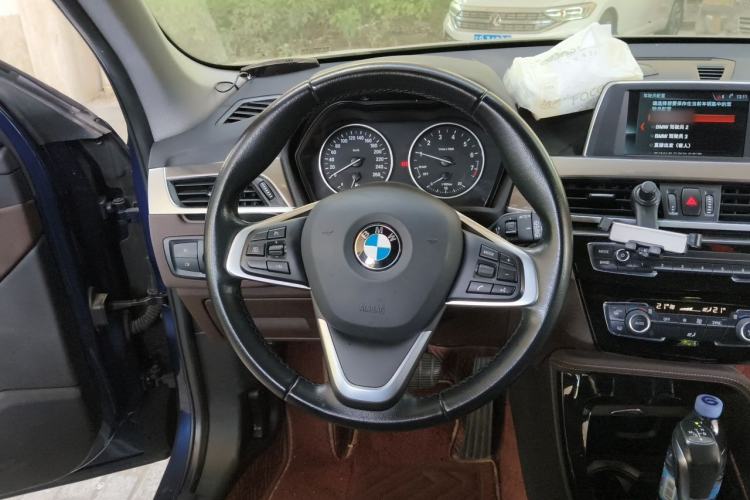 Used BMW X1 2018 sDrive18Li Luxury Model Steering Wheel