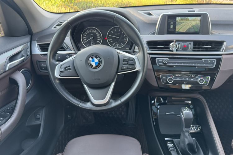 Used BMW X1 2018 sDrive18Li Luxury Model Steering Wheel