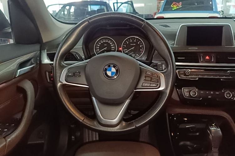 Used BMW X1 2018 sDrive18Li Luxury Model Steering Wheel