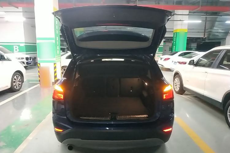 Used BMW X1 2018 sDrive18Li Fashion Model Trunk